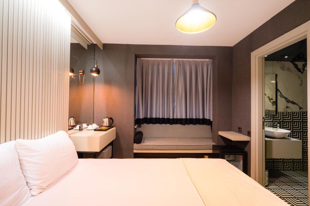 Otel Basel 2*