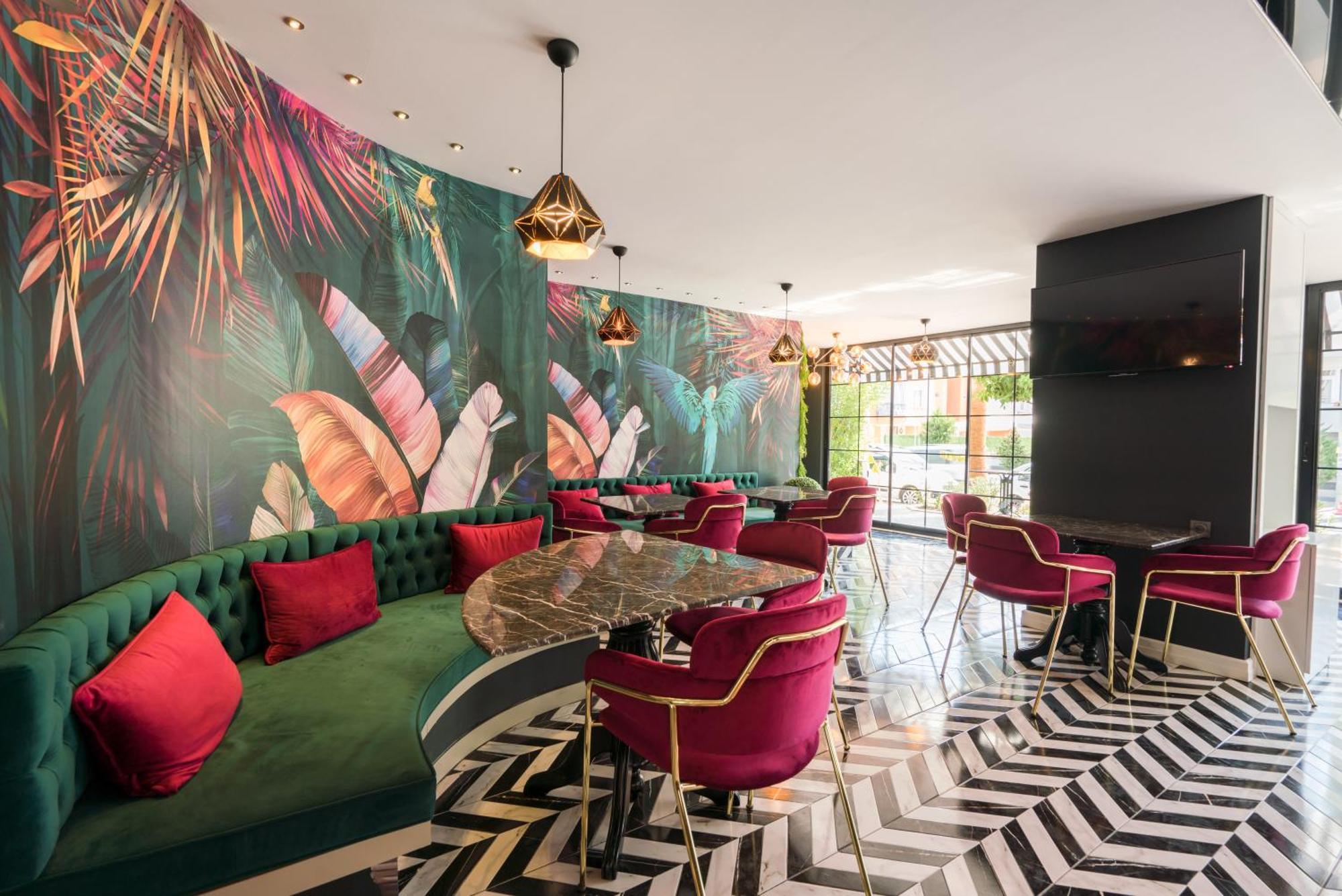 Basel Otel 2*